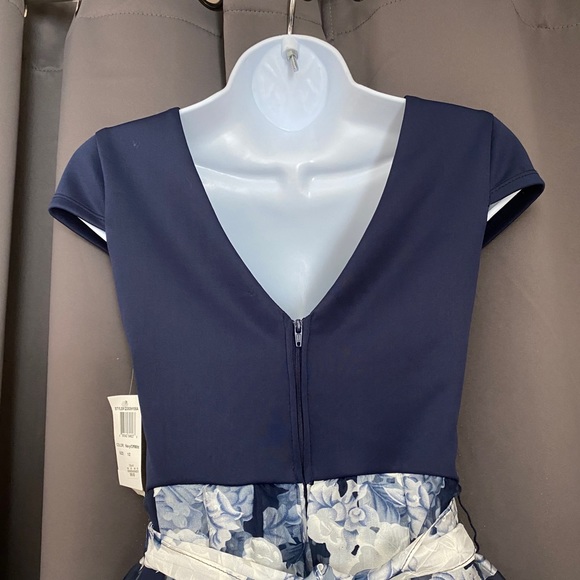 1/2 dress - Picture 5 of 8